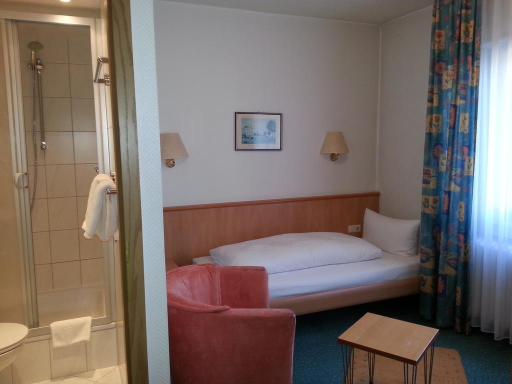 Hotel Koch Maingau Obertshausen Extérieur photo